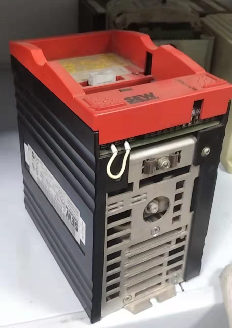 淺談變頻器的保養(yǎng) 淺談變頻器的保養(yǎng)